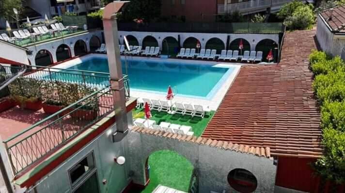 B&B The Sun Swimming & Pool Торино Екстериор снимка