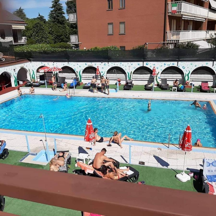 B&B The Sun Swimming & Pool Торино Екстериор снимка